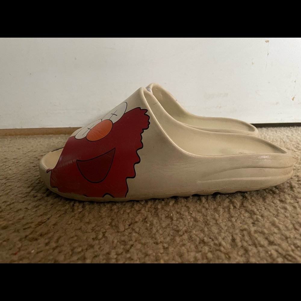 Yeezy Kaws Slides